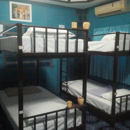 Mini Hostel Ko Lanta エクステリア 写真