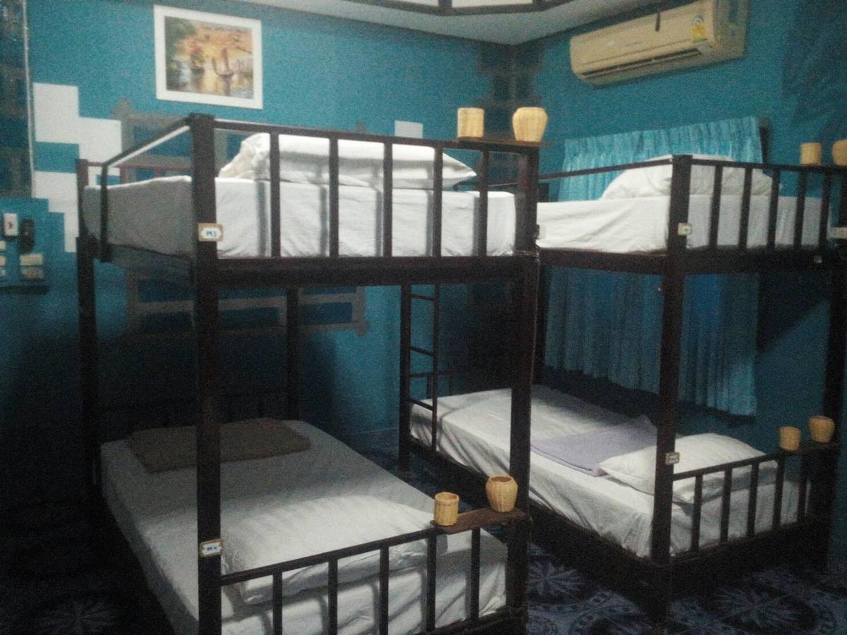 Mini Hostel Ko Lanta エクステリア 写真